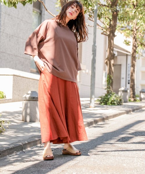 niko and...（ニコアンド）の「チビハイネックビッグプルオーバー（Tシャツ/カットソー・レディース・ライトグリーン/チャコール/ブラウン/オフホワイト・FREE）」の6枚目の写真