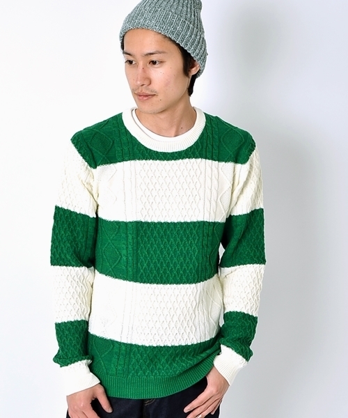 SHIPS(シップス)の「SC: コットン/9ゲージ クルーネック ランダム/アランニット(ニット/セーター・メンズ・グレー/ブラウン/ピンク/グリーン/ブルー/ネイビー/ダークブルー/ホワイト/ロイヤルブルー・LARGE/MEDIUM/X-LARGE/SMALL)」の1枚目の写真