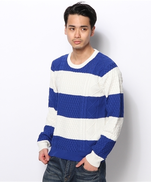 SHIPS(シップス)の「SC: コットン/9ゲージ クルーネック ランダム/アランニット(ニット/セーター・メンズ・グレー/ブラウン/ピンク/グリーン/ブルー/ネイビー/ダークブルー/ホワイト/ロイヤルブルー・LARGE/MEDIUM/X-LARGE/SMALL)」の12枚目の写真