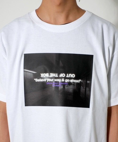 A'GEM9（エージェムナイン）の「昇華転写ガールズフォトプリントTシャツ/カットソー（Tシャツ/カットソー・メンズ・ブラック/ホワイト・FREE）」の6枚目の写真