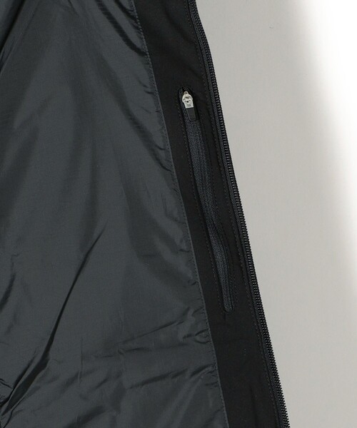 SHIPS（シップス）の「DESCENTE ALLTERRAIN:ANCHOR HC（ブルゾン・レディース・ブラック・SMALL/MEDIUM/LARGE）」の5枚目の写真