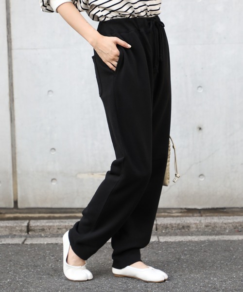 United Athle（ユナイテッドアスレ）の「雑誌 『VERY』10月号にて掲載！【United Athle】テーパードリブスウェットパンツ 5017（スウェットパンツ・メンズ・ブラック/グレー/クリーム/ホワイト/チャコールグレー/ロイヤルブルー/バーガンディー/レッド/ネイビー/パープル/オリーブ/ダークブラウン/アイボリー/イエロー・S/M/L/XL/XXL）」の22枚目の写真