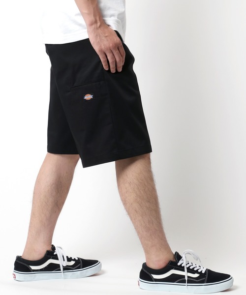 Dickies（ディッキーズ）の「Dickies/ディッキーズ MULTI-USE POCKET WORK SHORTS/ ポケット ワーク ショートパンツ/ ハーフパンツ/ショーツ（チノパンツ・メンズ・ブラック/ダークグリーン/サンドベージュ/ダークネイビー・32inch/30inch/28inch/34inch/36inch）」の2枚目の写真