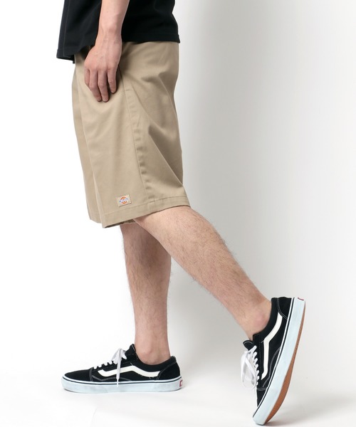 Dickies（ディッキーズ）の「Dickies/ディッキーズ MULTI-USE POCKET WORK SHORTS/ ポケット ワーク ショートパンツ/ ハーフパンツ/ショーツ（チノパンツ・メンズ・ブラック/ダークグリーン/サンドベージュ/ダークネイビー・32inch/30inch/28inch/34inch/36inch）」の16枚目の写真