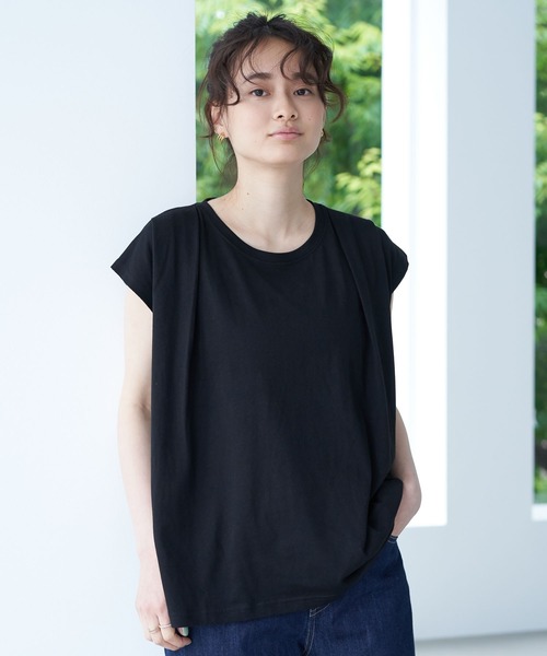 AMERICAN HOLIC（アメリカンホリック）の「ショルダータックノースリーブカットプルオーバー　＊〇（Tシャツ/カットソー・レディース・ブラック/カーキ/アイボリー・M/L）」の2枚目の写真