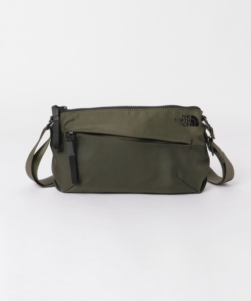 THE NORTH FACE（ザノースフェイス）の「THE NORTH FACE　Electra Tote S（ショルダーバッグ・メンズ・ブラック/カーキ・SMALL）」の3枚目の写真