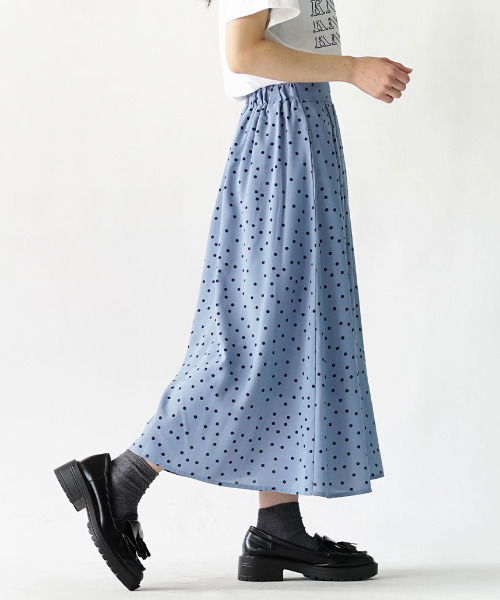 e-zakkamania stores（イーザッカマニアストアーズ）の「レトロドット フレアスカート（スカート・レディース・ブラック/ベージュ/ブラウン/ミント/テラコッタ/オリーブ/ライトブルー/ブラック系その他/アイボリー・M）」の18枚目の写真