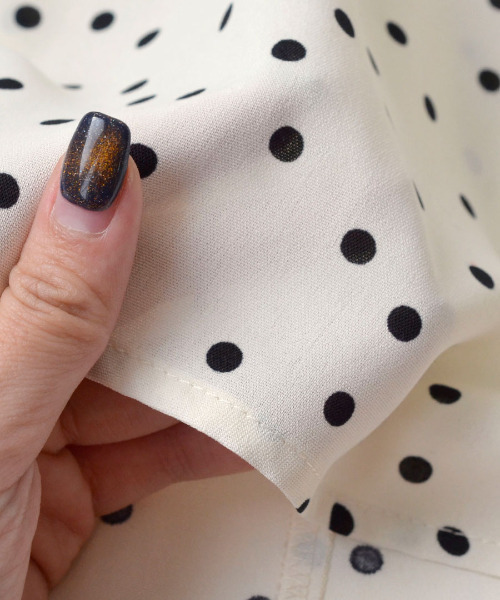 e-zakkamania stores（イーザッカマニアストアーズ）の「レトロドット フレアスカート（スカート・レディース・ブラック/ベージュ/ブラウン/ミント/テラコッタ/オリーブ/ライトブルー/ブラック系その他/アイボリー・M）」の17枚目の写真