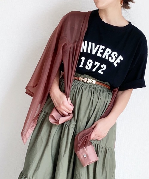 ap retro(アプレトロ)の「UNIVERSEロゴTEE【ZOZO限定アイテム】(Tシャツ/カットソー・レディース・オフホワイト/ブラック・FREE)」の2枚目の写真