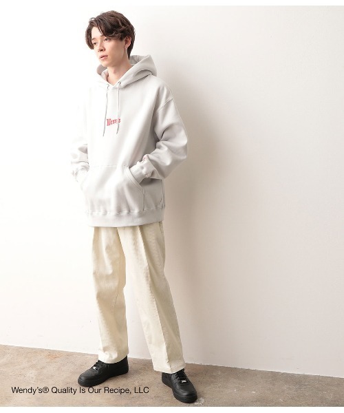 JUNRED（ジュンレッド）の「【WENDY'S×JUNRed別注】ロゴパーカー（パーカー・メンズ・ベージュ/オフホワイト/ワイン・M/L）」の4枚目の写真
