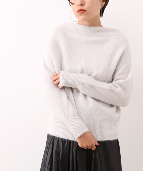 Liesse（リエス）の「ラクーンボートネックプルオーバー（ニット