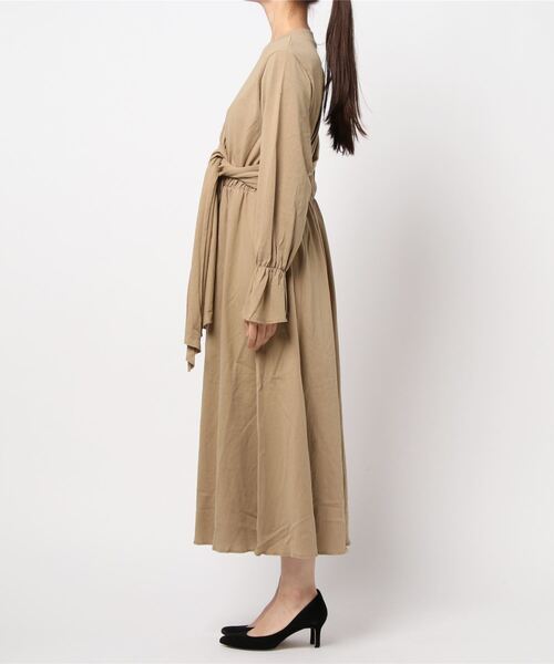 SUPERTHANKS(スーパーサンクス)の「/SUPERTHANKS/STOLE PULLOVER ONE PIECE(ワンピース・レディース・ホワイト/ブラック/ベージュ・ONE SIZE)」の14枚目の写真
