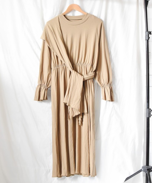 SUPERTHANKS(スーパーサンクス)の「/SUPERTHANKS/STOLE PULLOVER ONE PIECE(ワンピース・レディース・ホワイト/ブラック/ベージュ・ONE SIZE)」の3枚目の写真