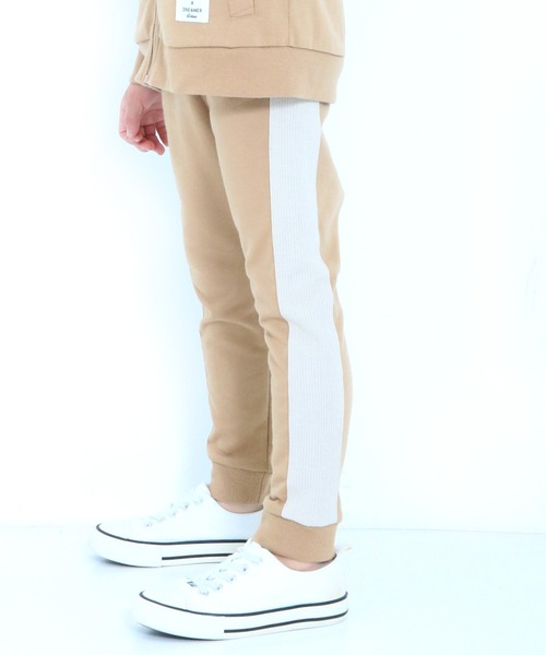 DILASH（ディラッシュ）の「セットアップ可 ライン入りパンツ（スウェットパンツ・キッズ・ベージュ/グレー/ブラック・100/110/90/130/140/80/120）」の6枚目の写真