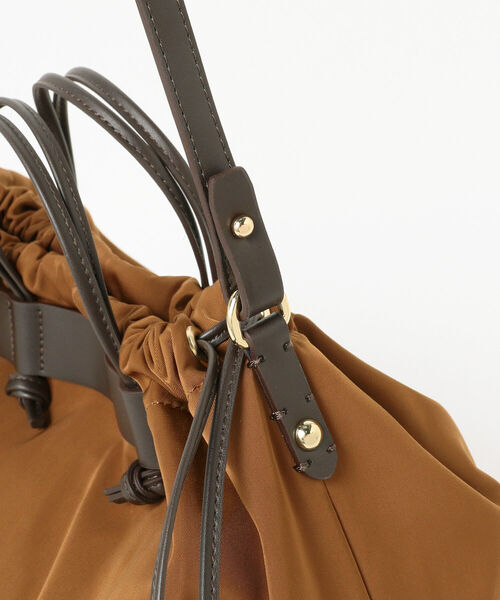 【The Row】大人気！Ray 3Way レイ レザーハンドル バッグ The Row】大人気！Ray 3Way レイ レザーハンドル バッグ (The