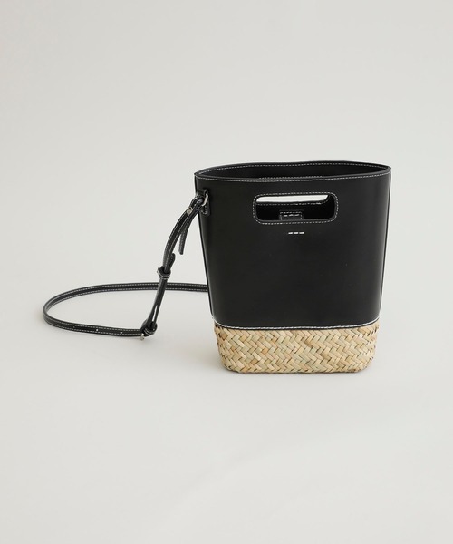 YAHKI(ヤーキ)の「【YAHKI(ヤーキ)】2WAYレザー切り替えショルダーバッグ/YH-385(ショルダーバッグ・レディース・ブラック/ブラウン/アイボリー・FREE)」の4枚目の写真