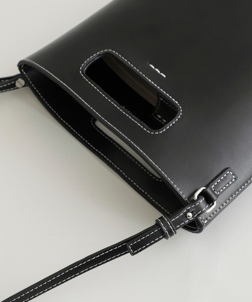 YAHKI(ヤーキ)の「【YAHKI(ヤーキ)】2WAYレザー切り替えショルダーバッグ/YH-385(ショルダーバッグ・レディース・ブラック/ブラウン/アイボリー・FREE)」の10枚目の写真