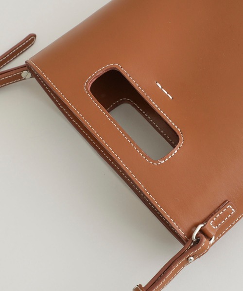 YAHKI(ヤーキ)の「【YAHKI(ヤーキ)】2WAYレザー切り替えショルダーバッグ/YH-385(ショルダーバッグ・レディース・ブラック/ブラウン/アイボリー・FREE)」の17枚目の写真