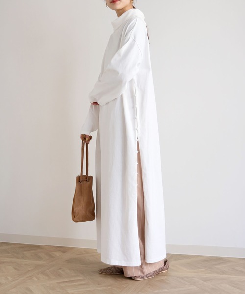 HER CLOSET(ハークローゼット)の「【HERCLOSET】スタンドカラーヘビーウェイトロングワンピース(ワンピース・レディース・ブラック/オフホワイト/ブルー/グレイッシュベージュ・M)」の8枚目の写真