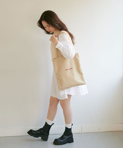 TINA：JOJUN（ティーナジョジュン）の「キャンバスロゴトート TINA：JOJUN（トートバッグ・レディース・ホワイト/ベージュ/ブルー/ピンク/グリーン/オレンジ・F）」の12枚目の写真