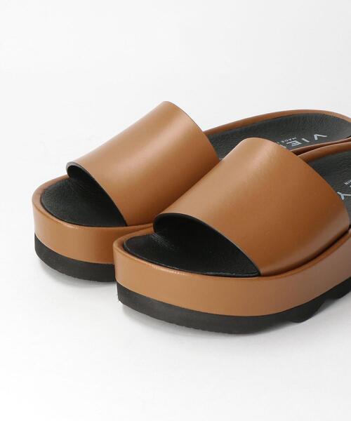 BEAUTY&YOUTH UNITED ARROWS（ビューティーアンドユースユナイテッドアローズ）の「＜VIENTY＞レザースライダープラットフォームサンダル ◆（サンダル・レディース・ブラック/ブラウン・38/36/37）」の3枚目の写真