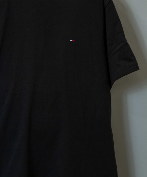 TOMMY(トミー)の「TOMMY-CREW NECK CORE FLAG-SSTEE/トミー ヒルフィガー 半袖 Tシャツ(Tシャツ/カットソー・メンズ・ホワイト/ブラック・M/L/XL)」の6枚目の写真