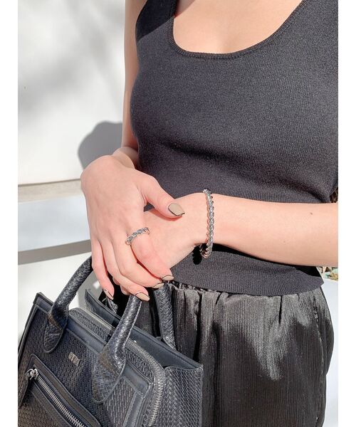 GYDA（ジェイダ）の「JEYSUS ROPE バングル（バングル/リストバンド・レディース・シルバー/ゴールド・FREE）」の5枚目の写真