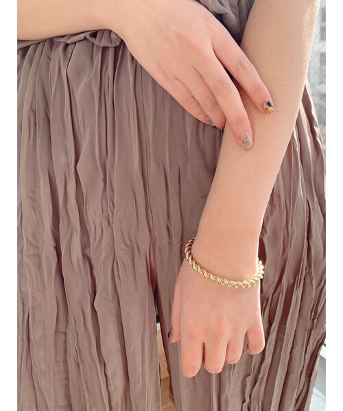 GYDA（ジェイダ）の「JEYSUS ROPE バングル（バングル/リストバンド・レディース・シルバー/ゴールド・FREE）」の6枚目の写真