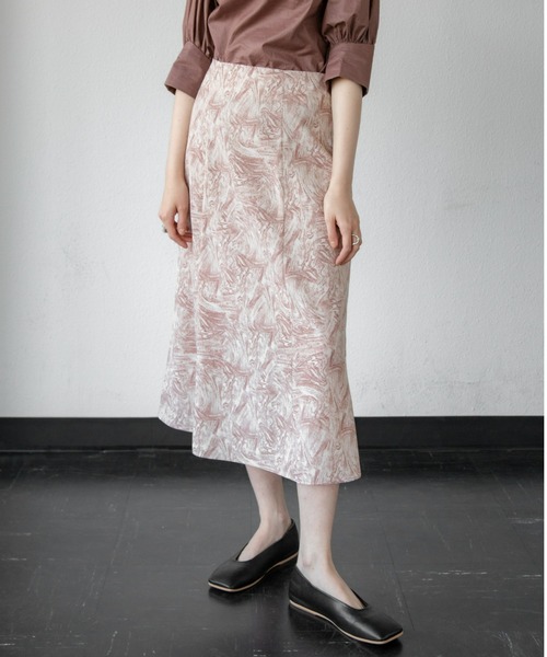 ACCL(エーシーシーエル)の「マーブルプリント フレアースカート(スカート・レディース・ピンク/グリーン・MEDIUM/SMALL)」の2枚目の写真