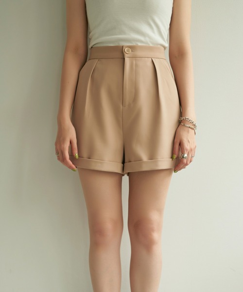 TINA:JOJUN(ティーナジョジュン)の「裾折り返し ショートパンツ TINA:JOJUN(その他パンツ・レディース・ピンクベージュ/ブラック/ブラウン系その他/ピンク系その他・M)」の4枚目の写真