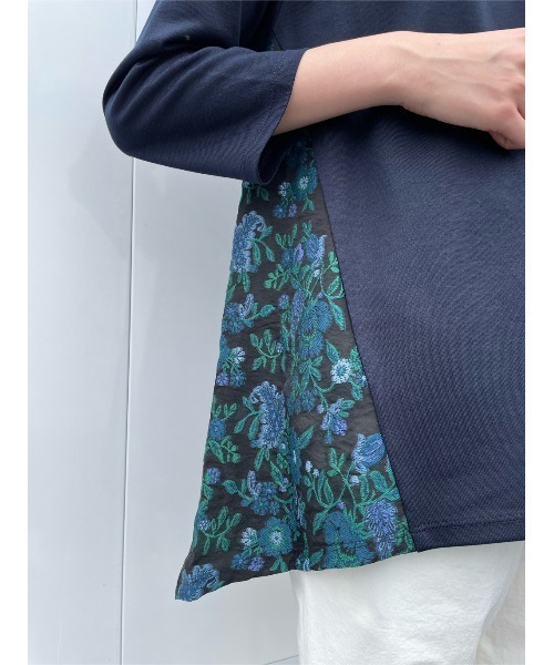 BEARDSLEY（ビアズリー）の「花ジャガードカットソー（Tシャツ/カットソー・レディース・ネイビー/グレー・FREE）」の13枚目の写真