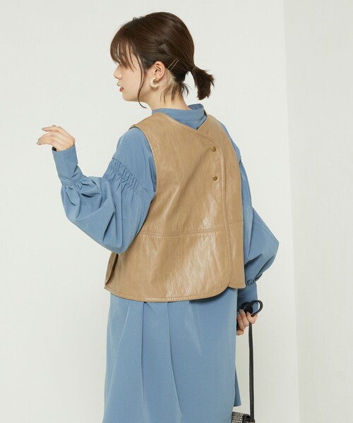 FREAK'S STORE（フリークスストア）の「フェイクレザー2wayベスト（ベスト・レディース・ブラウン/ベージュ・ﾌﾘ-）」の6枚目の写真