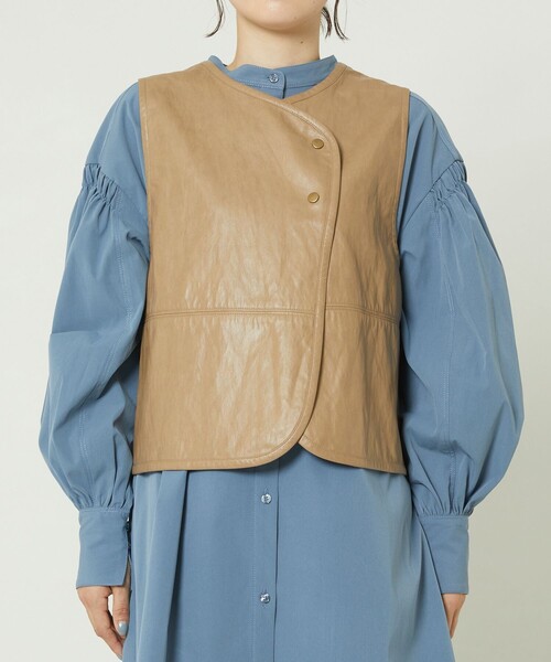 FREAK'S STORE（フリークスストア）の「フェイクレザー2wayベスト（ベスト・レディース・ブラウン/ベージュ・ﾌﾘ-）」の17枚目の写真