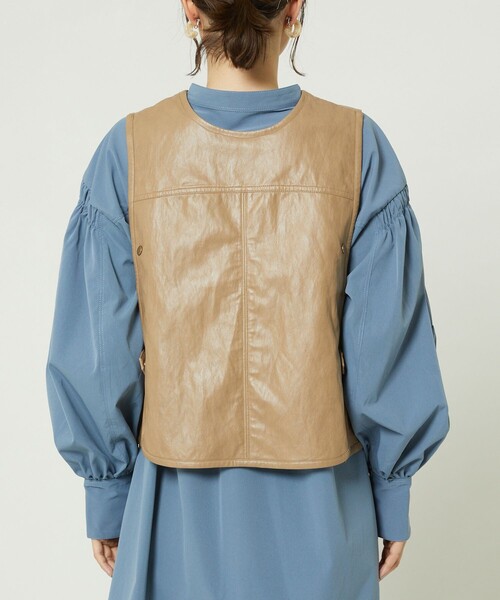 FREAK'S STORE（フリークスストア）の「フェイクレザー2wayベスト（ベスト・レディース・ブラウン/ベージュ・ﾌﾘ-）」の18枚目の写真