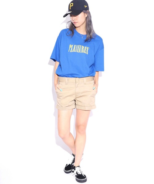 PLEASURES（プレジャー）の「PLEASURES/プレジャーズ PARTY LOGO T-SHIRT ビッグシルエット（Tシャツ/カットソー・メンズ・ブラック/クリーム/ロイヤルブルー/コーラルピンク・M/L/XL）」の19枚目の写真