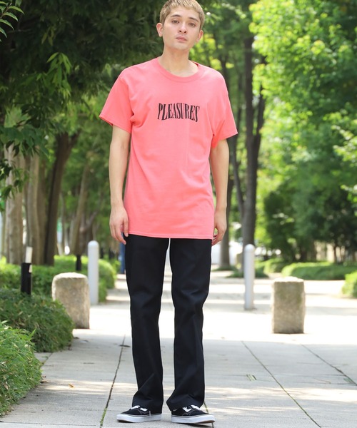 PLEASURES（プレジャー）の「PLEASURES/プレジャーズ PARTY LOGO T-SHIRT ビッグシルエット（Tシャツ/カットソー・メンズ・ブラック/クリーム/ロイヤルブルー/コーラルピンク・M/L/XL）」の10枚目の写真