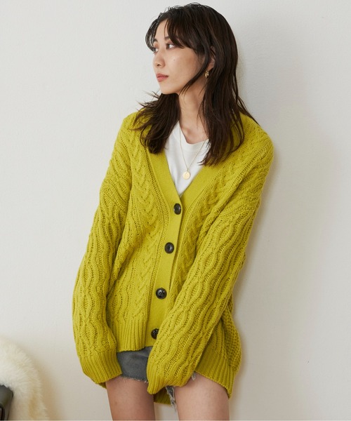 Auntie Rosa Holiday（アンティローザホリデー）の「ケーブルニットVカーデ（カーディガン/ボレロ・レディース・パープル/チャコールグレー/イエロー/アイボリー・FREE）」の7枚目の写真