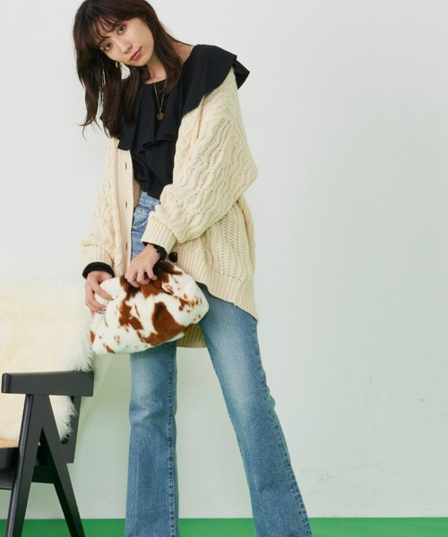 Auntie Rosa Holiday（アンティローザホリデー）の「ケーブルニットVカーデ（カーディガン/ボレロ・レディース・パープル/チャコールグレー/イエロー/アイボリー・FREE）」の5枚目の写真