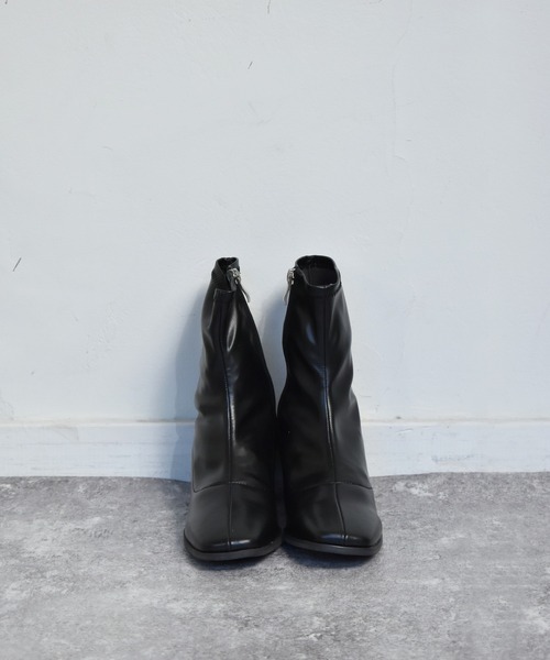 RETRO GIRL（レトロガール）の「ストレッチショートブーツ（ブーツ・レディース・ブラック/ベージュ/オフホワイト/ダークブラウン・M/L）」の10枚目の写真