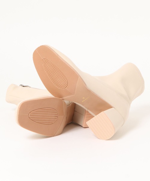 RETRO GIRL（レトロガール）の「ストレッチショートブーツ（ブーツ・レディース・ブラック/ベージュ/オフホワイト/ダークブラウン・M/L）」の21枚目の写真