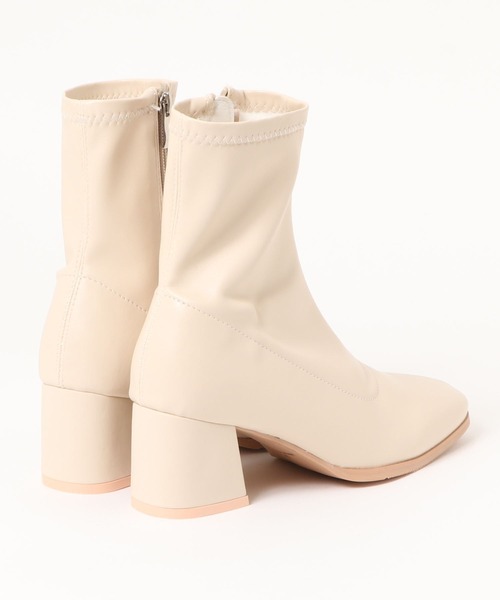 RETRO GIRL（レトロガール）の「ストレッチショートブーツ（ブーツ・レディース・ブラック/ベージュ/オフホワイト/ダークブラウン・M/L）」の22枚目の写真