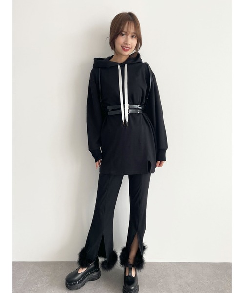 Honey Salon（ハニーサロン）の「fallin刺繍ミニ裏毛フーディワンピース（ワンピース・レディース・ホワイト/ブラック/ブルー・FREE）」の17枚目の写真