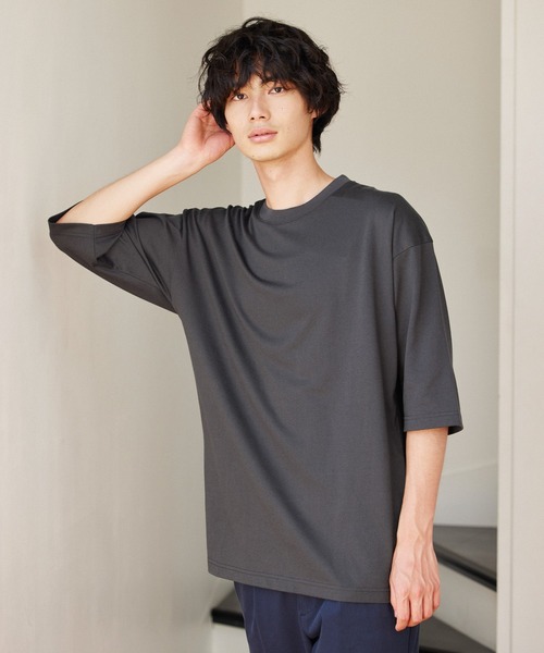 GLOBAL WORK(グローバルワーク)の「リラックスシルエットT7分袖/215313(Tシャツ/カットソー・メンズ・ダークグレー/その他1/イエロー系その他7/グレー・LARGE/X-LARGE/MEDIUM/SMALL)」の2枚目の写真