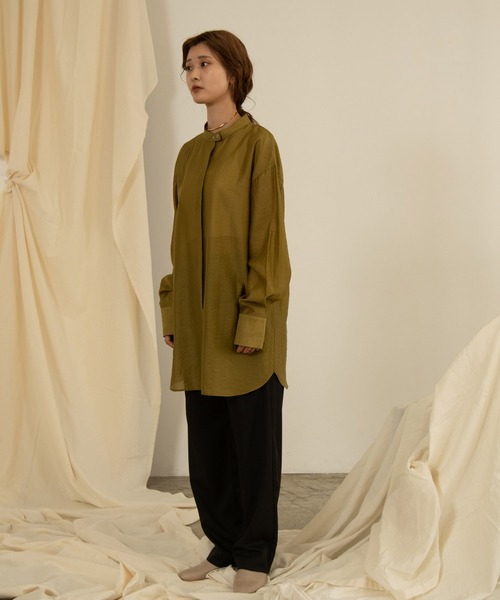 Amiur(エミレ)の「back open design shirt(シャツ/ブラウス・レディース・ブラック/ブラウン/オリーブ・FREE)」の11枚目の写真