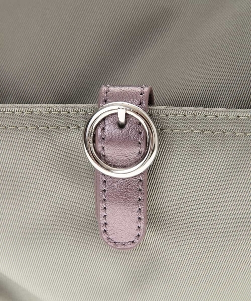 MK MICHEL KLEIN(エムケーミッシェルクラン)の「【撥水】バックルデザインショルダーバッグ(ショルダーバッグ・レディース・ピンク/チャコールグレー/ライトグレー・00)」の17枚目の写真
