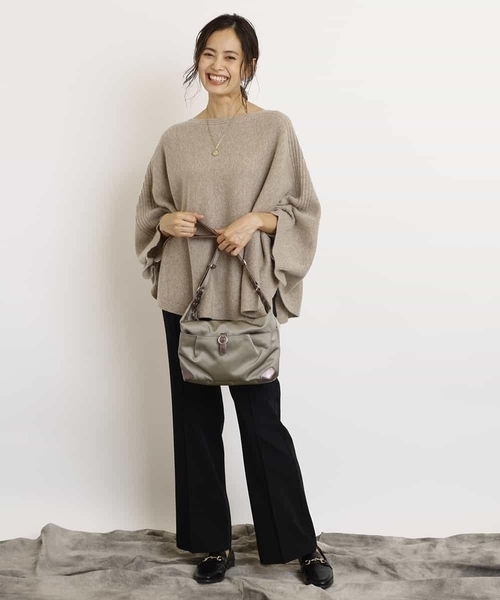 MK MICHEL KLEIN(エムケーミッシェルクラン)の「【撥水】バックルデザインショルダーバッグ(ショルダーバッグ・レディース・ピンク/チャコールグレー/ライトグレー・00)」の18枚目の写真