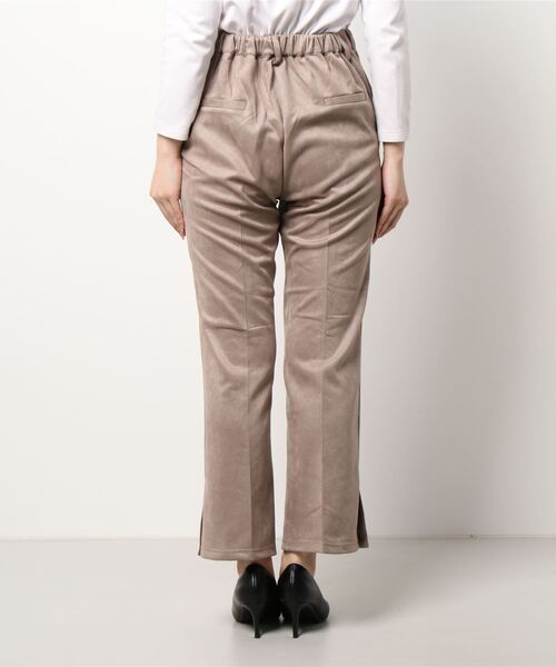 RETRO GIRL(レトロガール)の「スエードセミフレアパンツ(スラックス・レディース・ブラック/ブラウン/レッド/グリーン/アイボリー・FREE)」の20枚目の写真