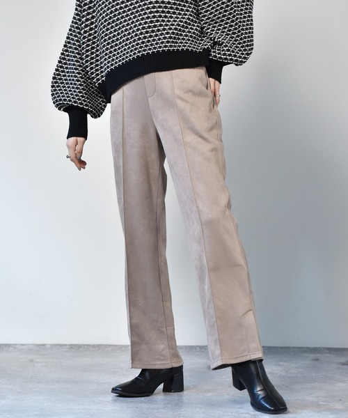 RETRO GIRL(レトロガール)の「スエードセミフレアパンツ(スラックス・レディース・ブラック/ブラウン/レッド/グリーン/アイボリー・FREE)」の4枚目の写真