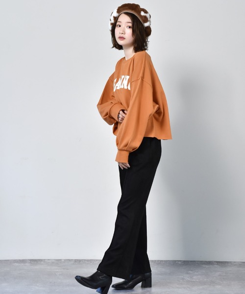 RETRO GIRL(レトロガール)の「スエードセミフレアパンツ(スラックス・レディース・ブラック/ブラウン/レッド/グリーン/アイボリー・FREE)」の9枚目の写真