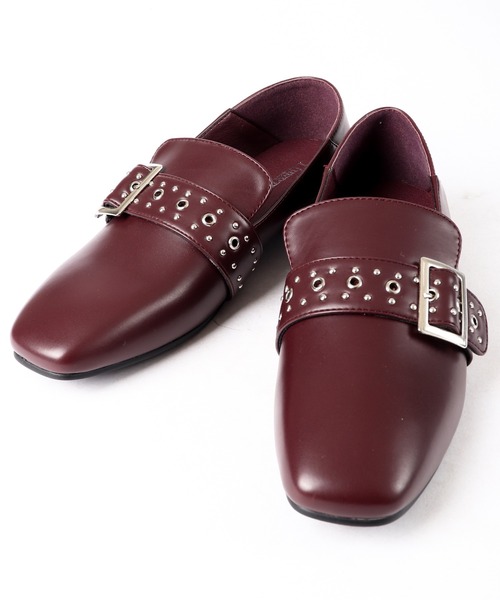 LibertyDoll（リバティードール）の「LibertyDoll スタッズベルトバブーシュシューズ（その他シューズ・レディース・ブラック/ワイン・M/LL/L/S）」の2枚目の写真